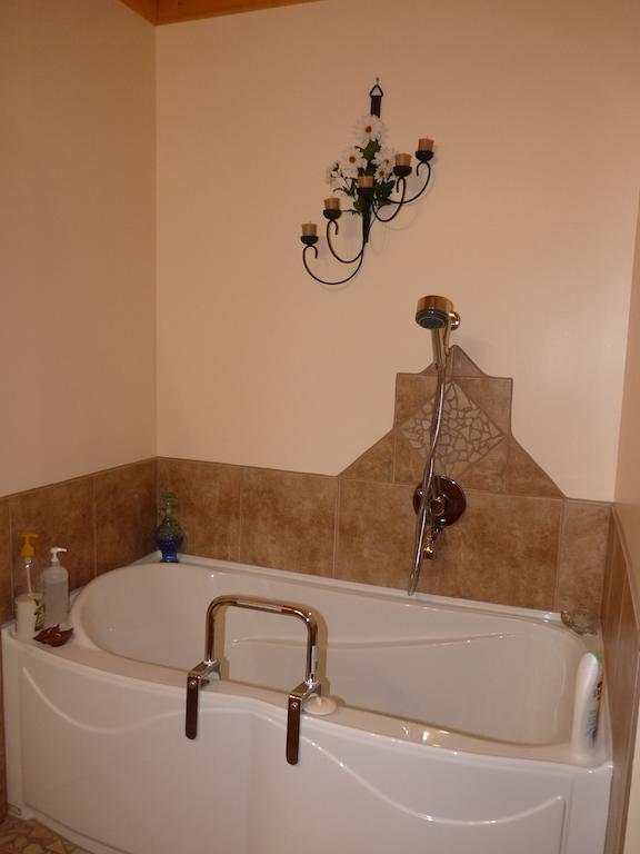 Gite De La Riviere Bed & Breakfast Chibougamau Bilik gambar
