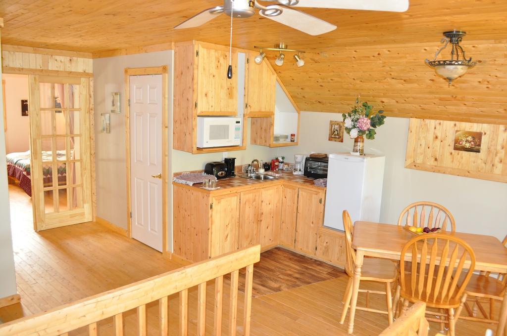 Gite De La Riviere Bed & Breakfast Chibougamau Luaran gambar
